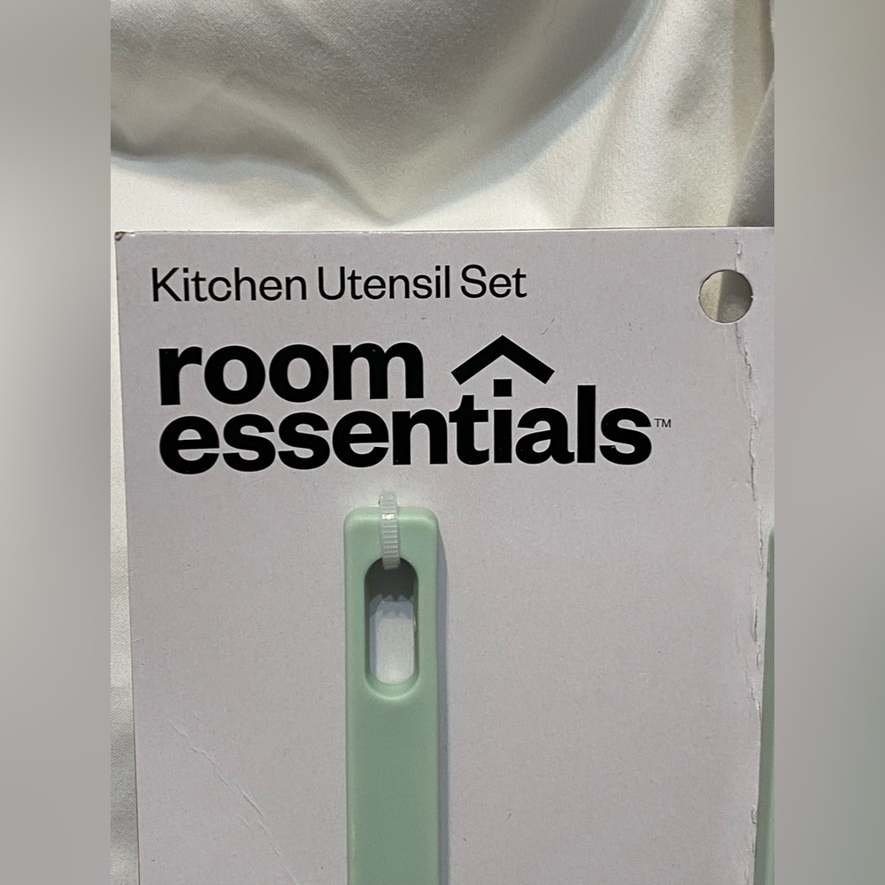 Room Essentials Sage Green Cooking Utensil Trio - Picture 3 of 3